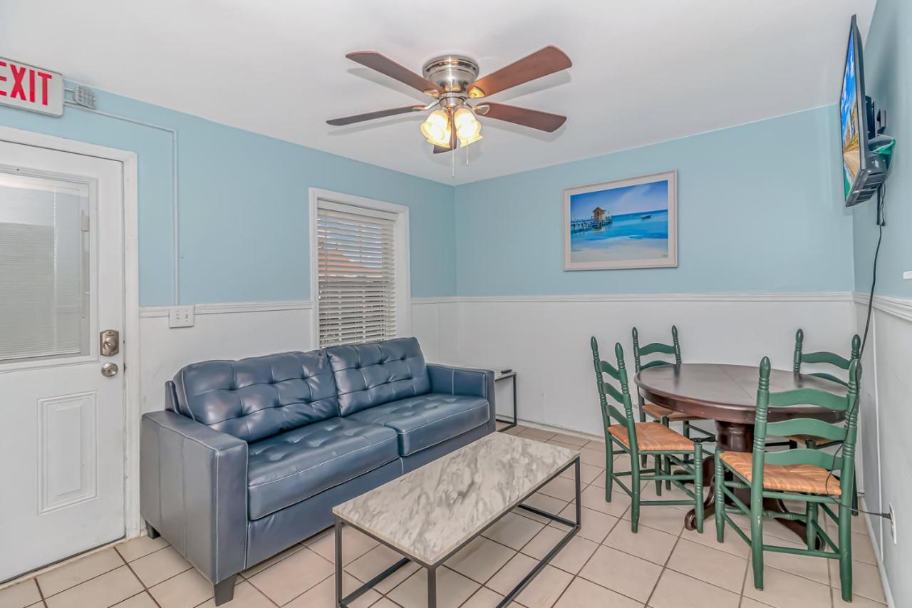 125 Atlantic Avenue Unit E - Pet Friendly! Walk To The Beach And Pier!1Br -1Ba - Sleeps 2-4 Guests! Myrtle Beach Esterno foto