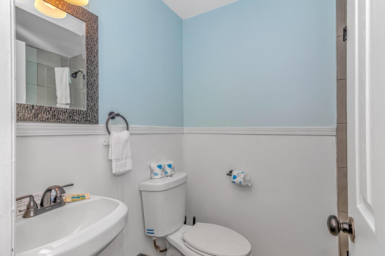 125 Atlantic Avenue Unit E - Pet Friendly! Walk To The Beach And Pier!1Br -1Ba - Sleeps 2-4 Guests! Myrtle Beach Esterno foto