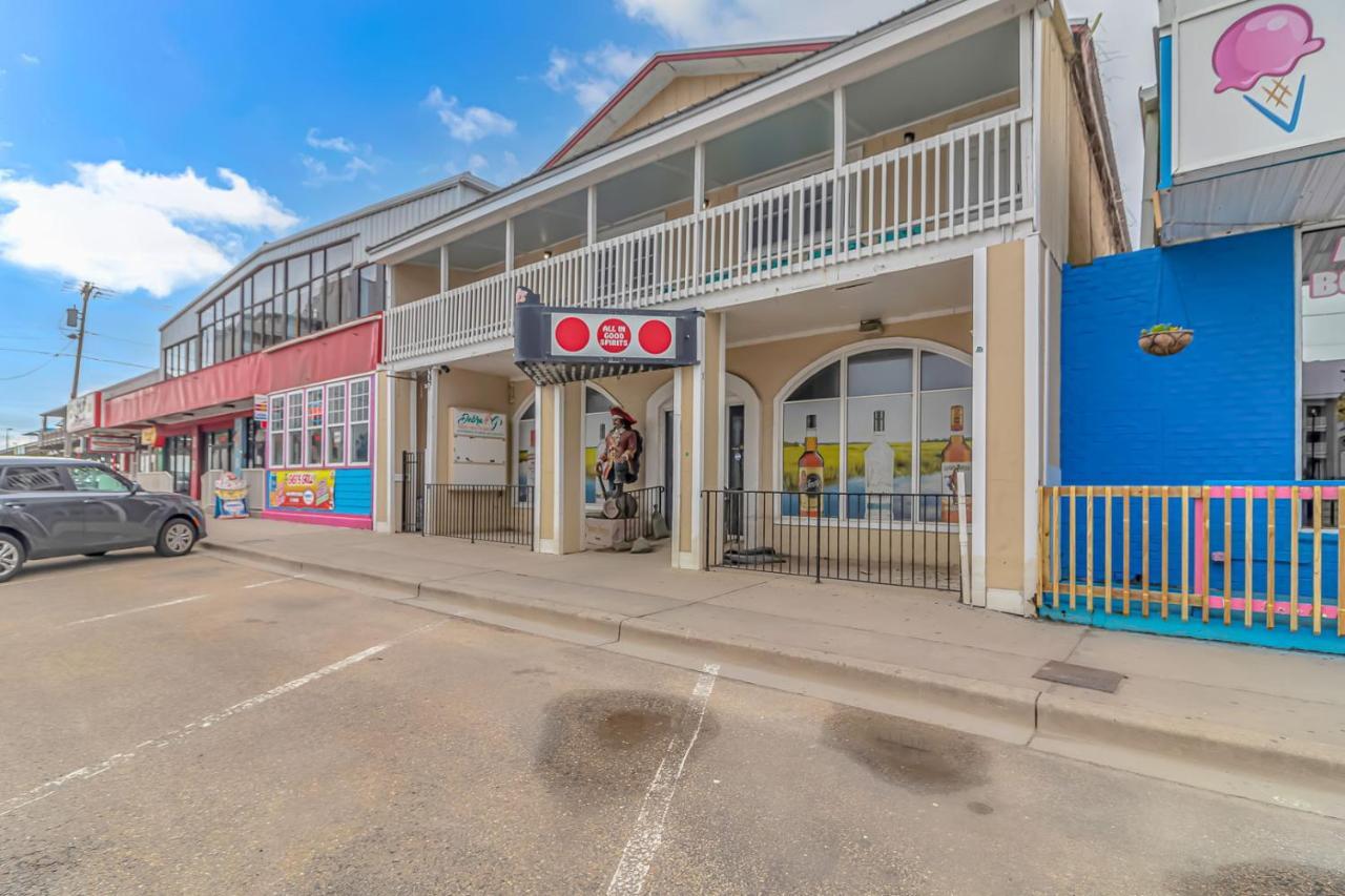 125 Atlantic Avenue Unit E - Pet Friendly! Walk To The Beach And Pier!1Br -1Ba - Sleeps 2-4 Guests! Myrtle Beach Esterno foto